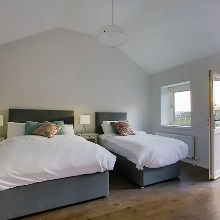 Гостевой дом The Red & Stables Слайго