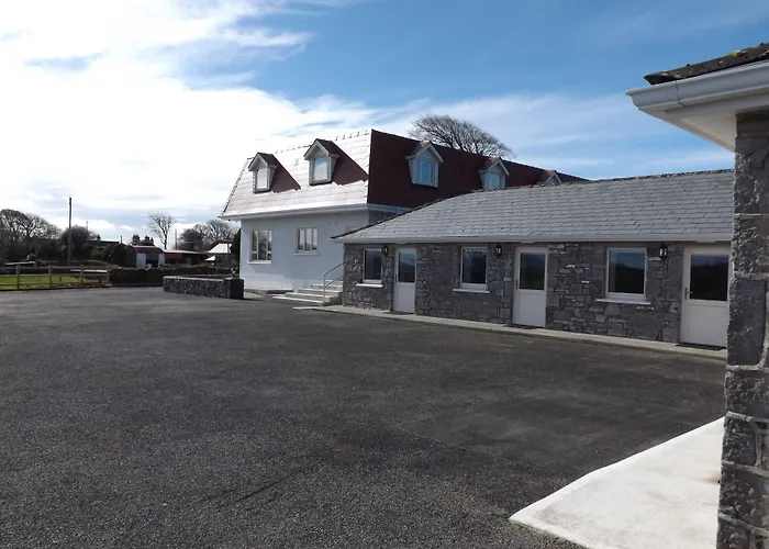 The Red & Stables 게스트하우스