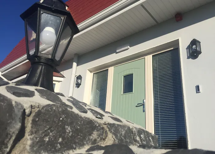 게스트하우스 The Red & Stables 3*