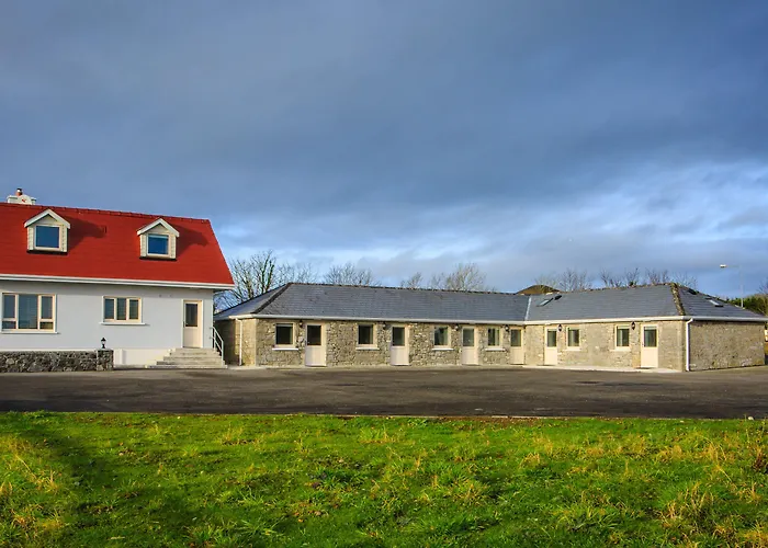 The Red & Stables 게스트하우스 3*